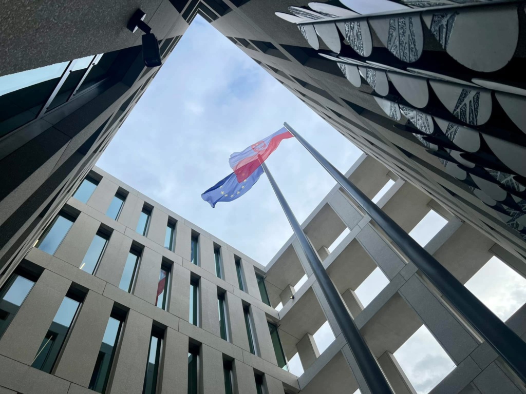 {:pl}Spotkanie w Ambasadzie RP w Berlinie{:}{:de}Treffen in der Botschaft der Republik Polen in Berlin{:}